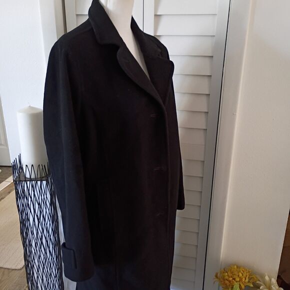 L.L. Bean Women's Long Black Lambswool Button Down Lined Classic Coat 1X - Picture 2 of 8